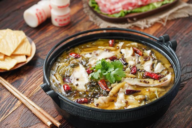 酸菜鱼火锅做法，酸菜鱼火锅做法 最正宗的做法？