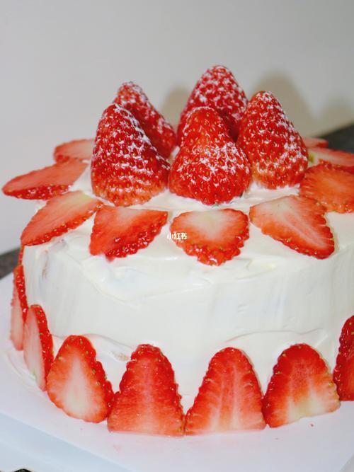 做草莓蛋糕？做草莓蛋糕作文？